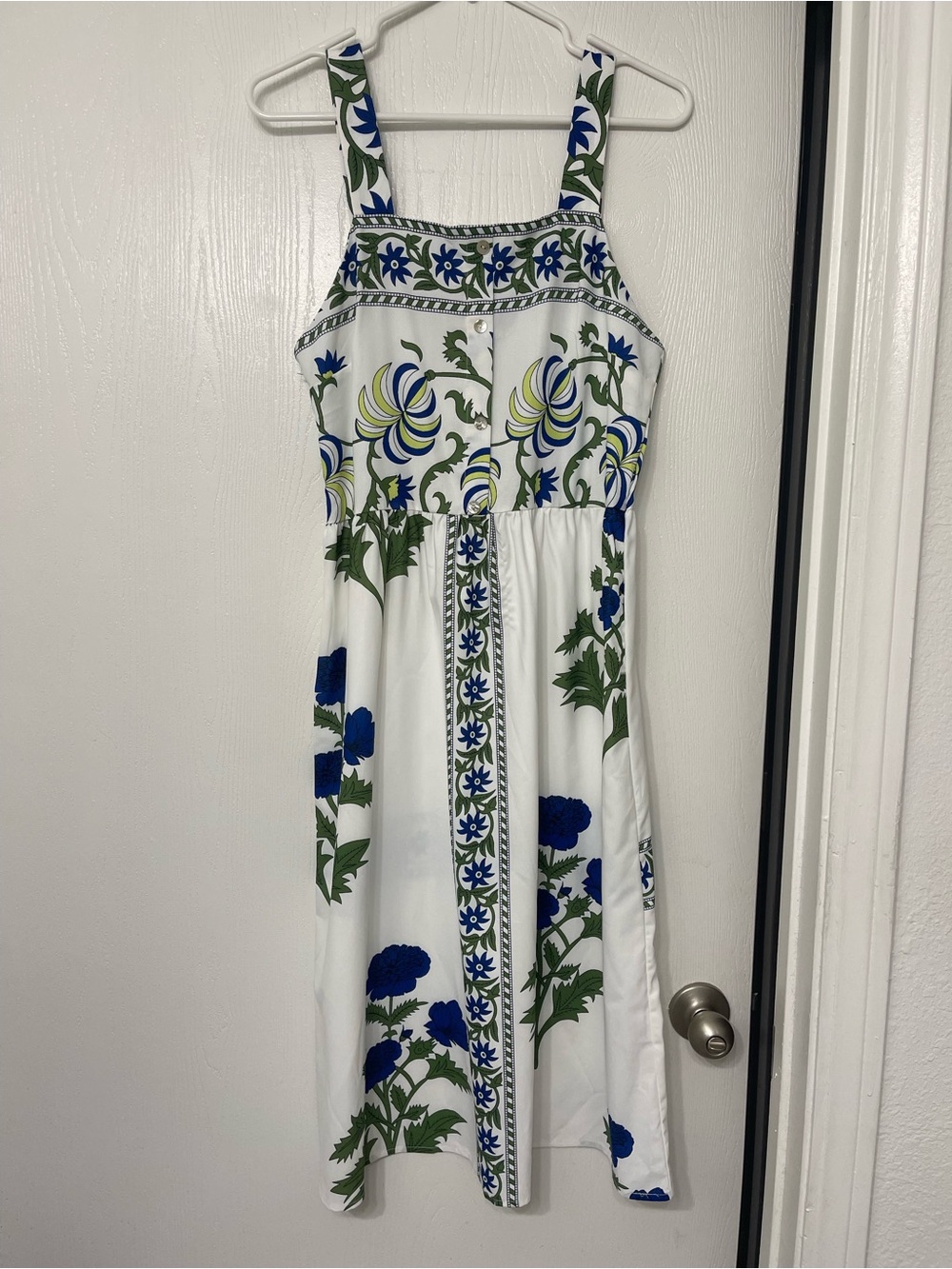 MISSLOOK White Midi Dress with Blue & Green Floral Print
